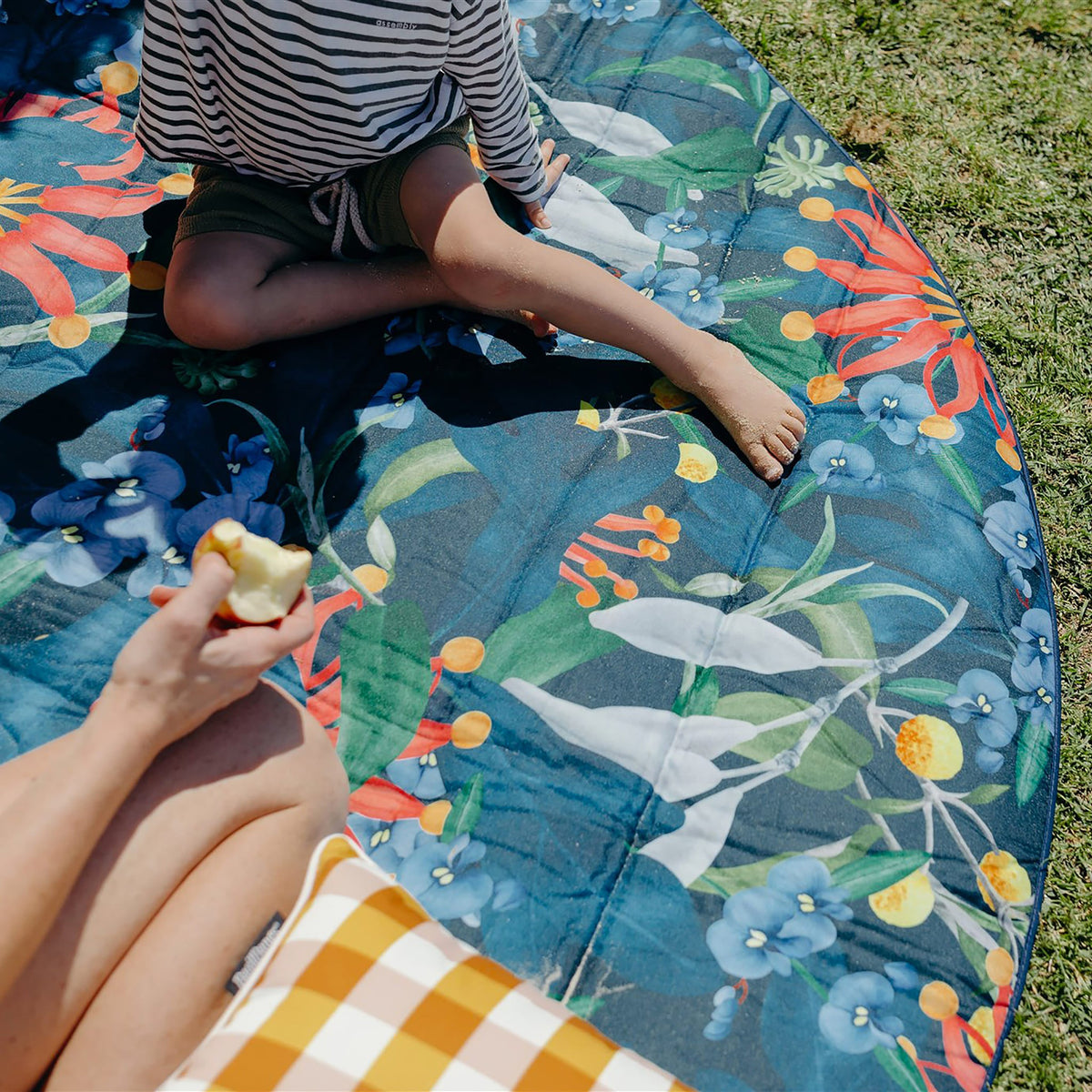 Love Rug — Indoor / Outdoor Blanket