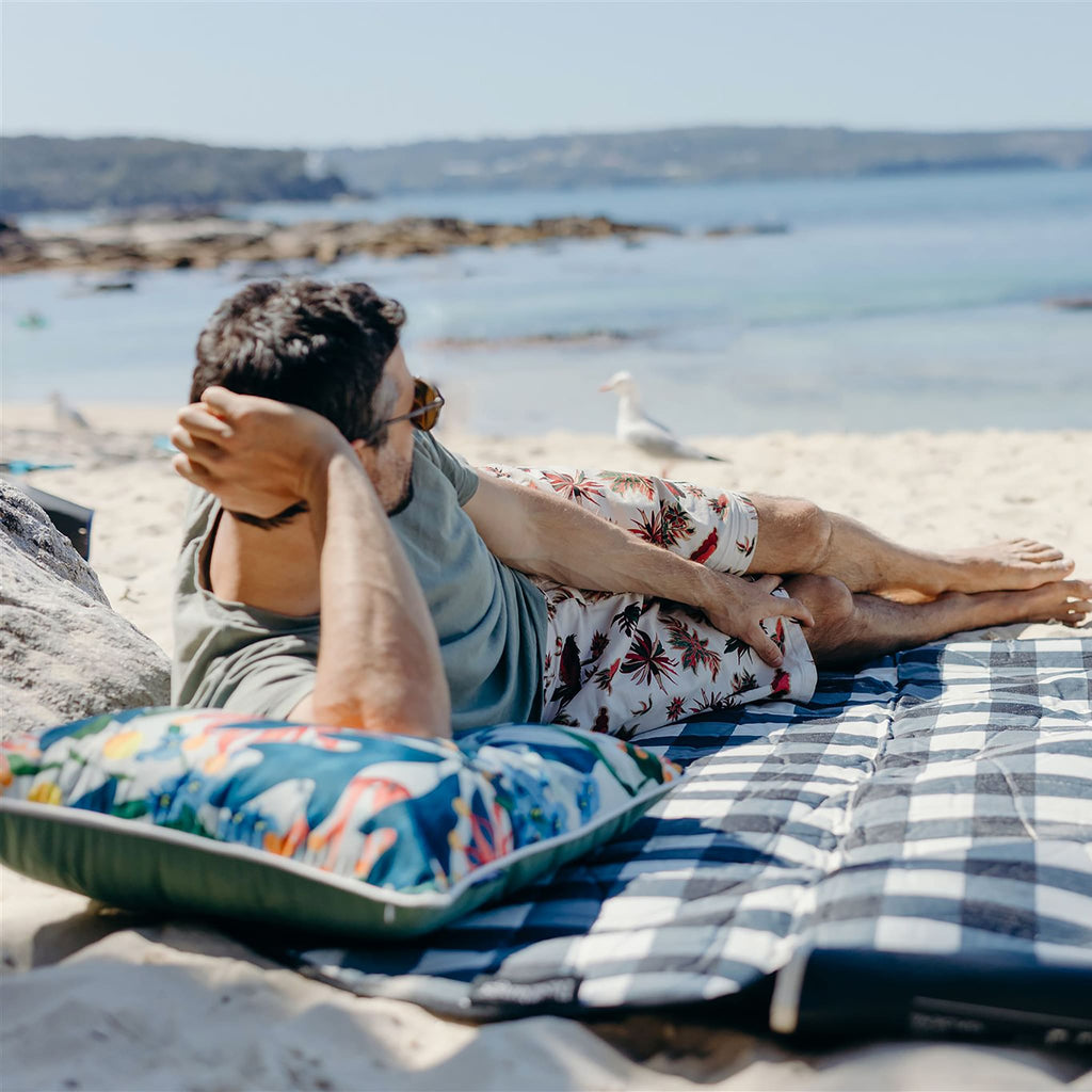 Love Rug — Indoor / Outdoor Blanket