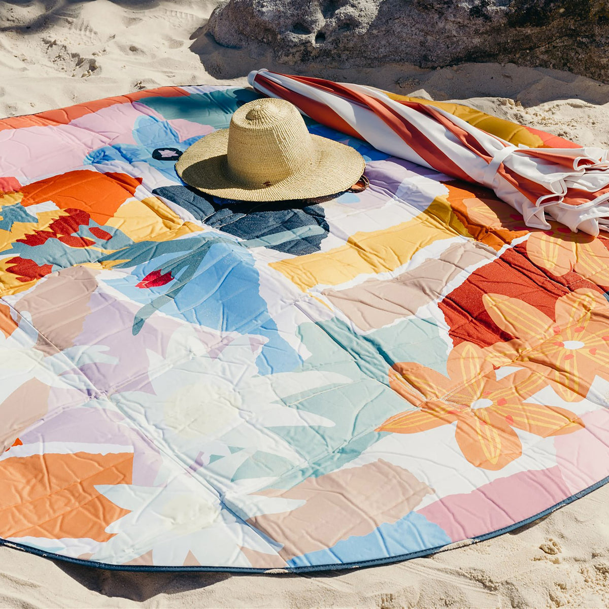 Love Rug — Indoor / Outdoor Blanket