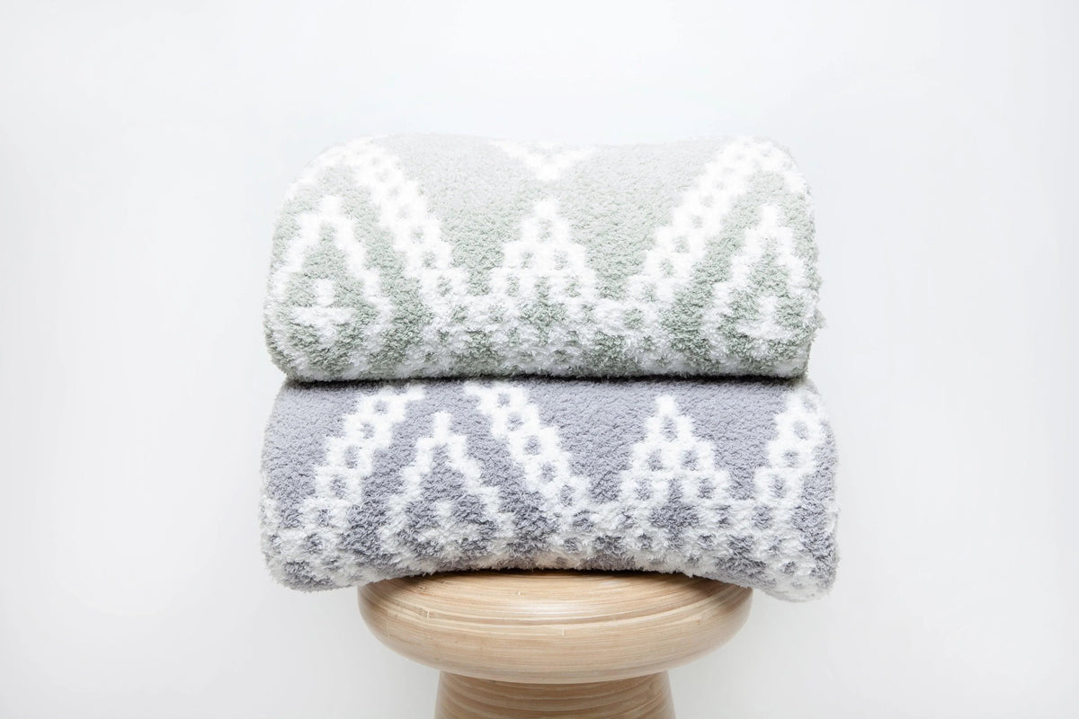 Grey + White Diamond Knit Throw